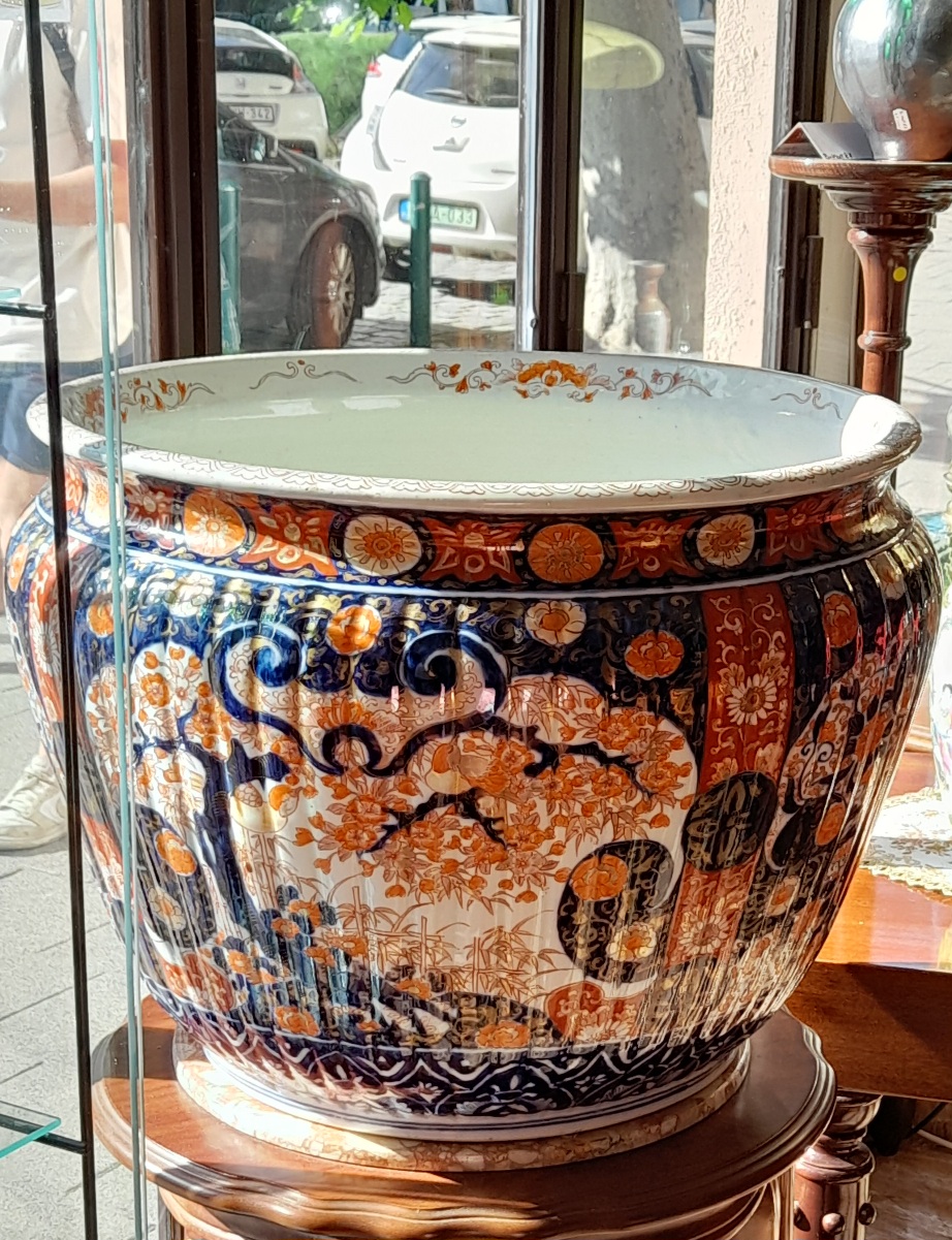 Japán Imari stílusú porcelán kaspó 19. sz. vége, 20. sz eleje - Image 4